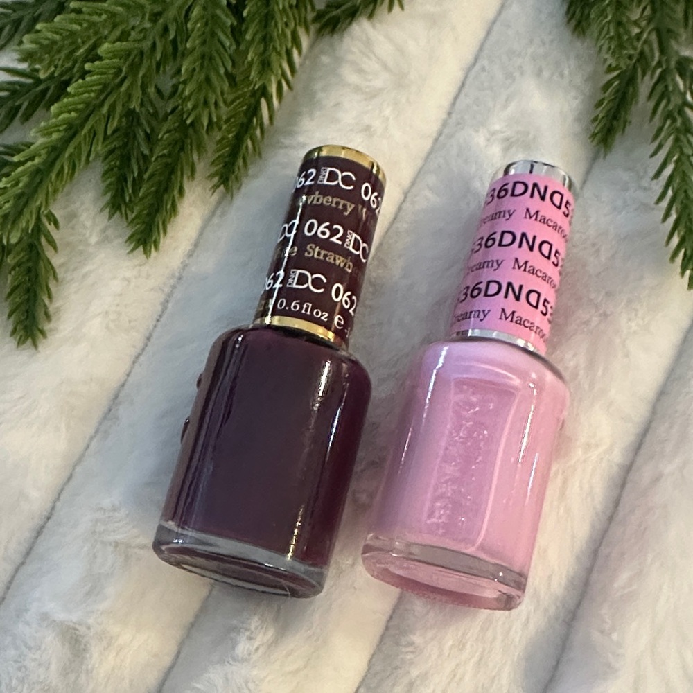 Set of Two Nail Polishes- DND brand, regular polish. NEW!